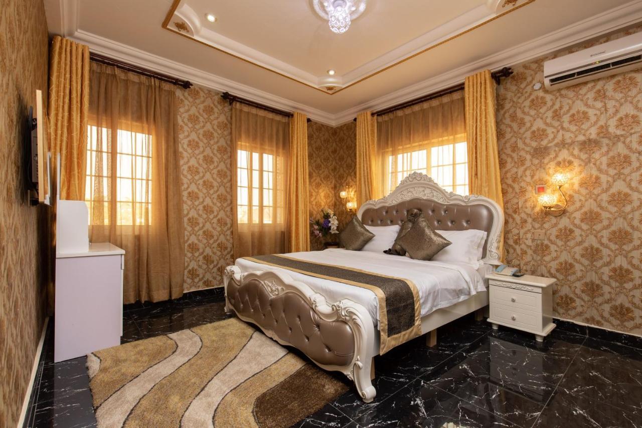 Ag Hotel And Suites Ogbodjo Εξωτερικό φωτογραφία