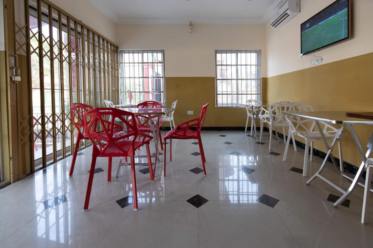 Ag Hotel And Suites Ogbodjo Εξωτερικό φωτογραφία