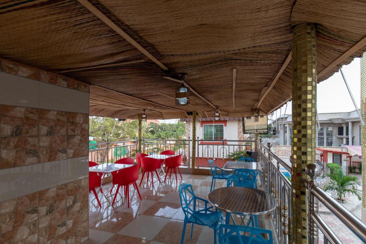Ag Hotel And Suites Ogbodjo Εξωτερικό φωτογραφία
