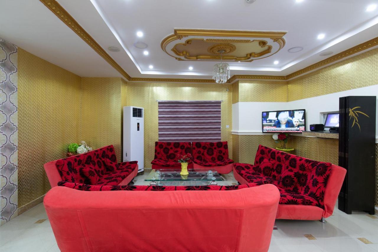 Ag Hotel And Suites Ogbodjo Εξωτερικό φωτογραφία